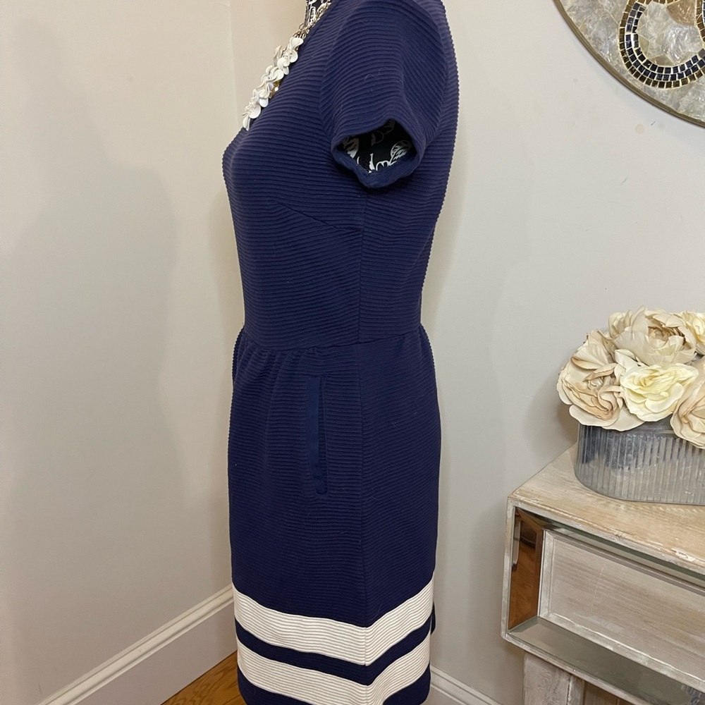 Vineyard Vines Dress - Picture 4 of 8